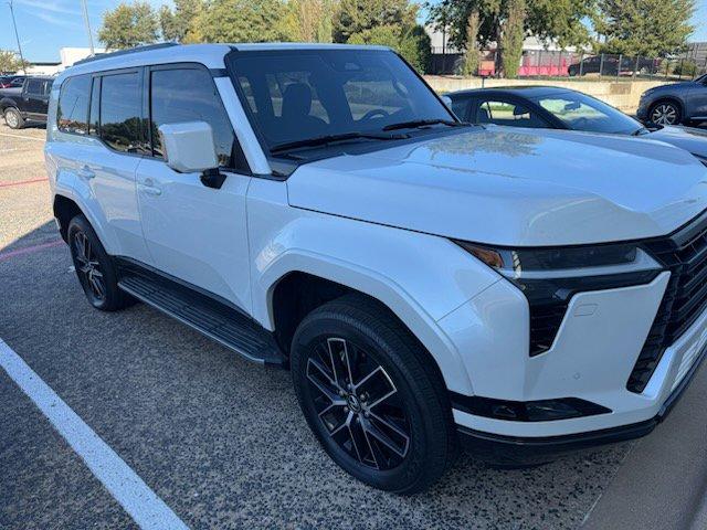 2024 Lexus GX 550 Vehicle Photo in FORT WORTH, TX 76132