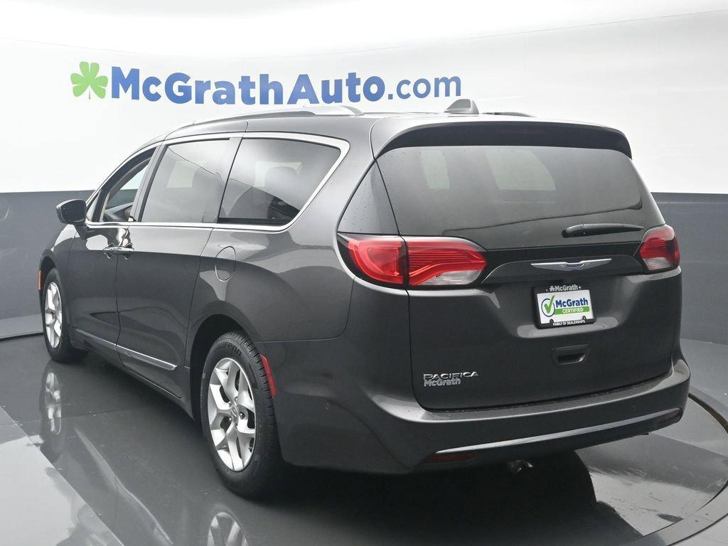 2019 Chrysler Pacifica Vehicle Photo in Cedar Rapids, IA 52402