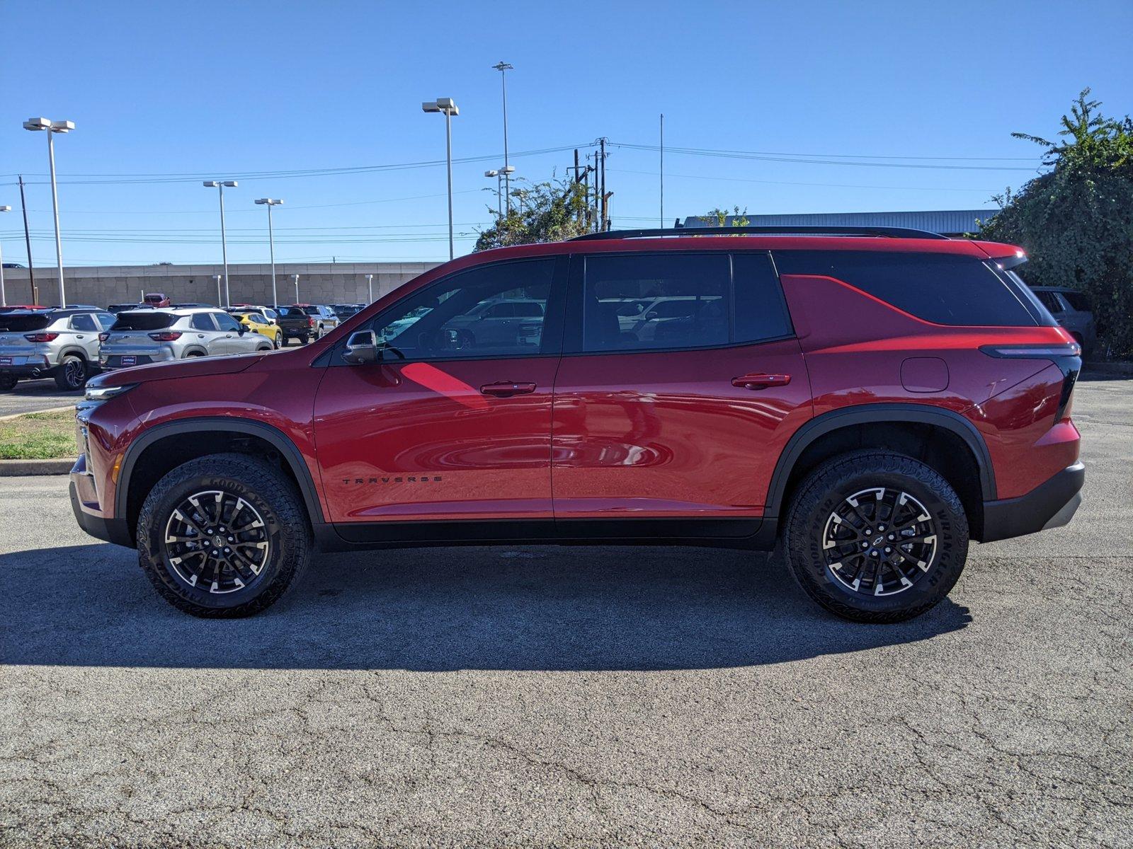 2025 Chevrolet Traverse Vehicle Photo in AUSTIN, TX 78759-4154