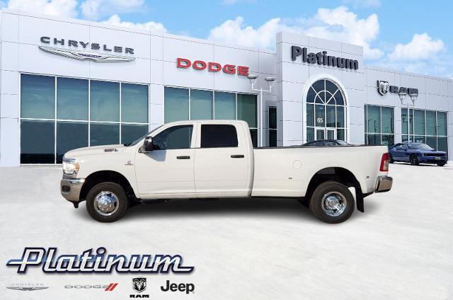 2024 Ram 3500 Vehicle Photo in Terrell, TX 75160