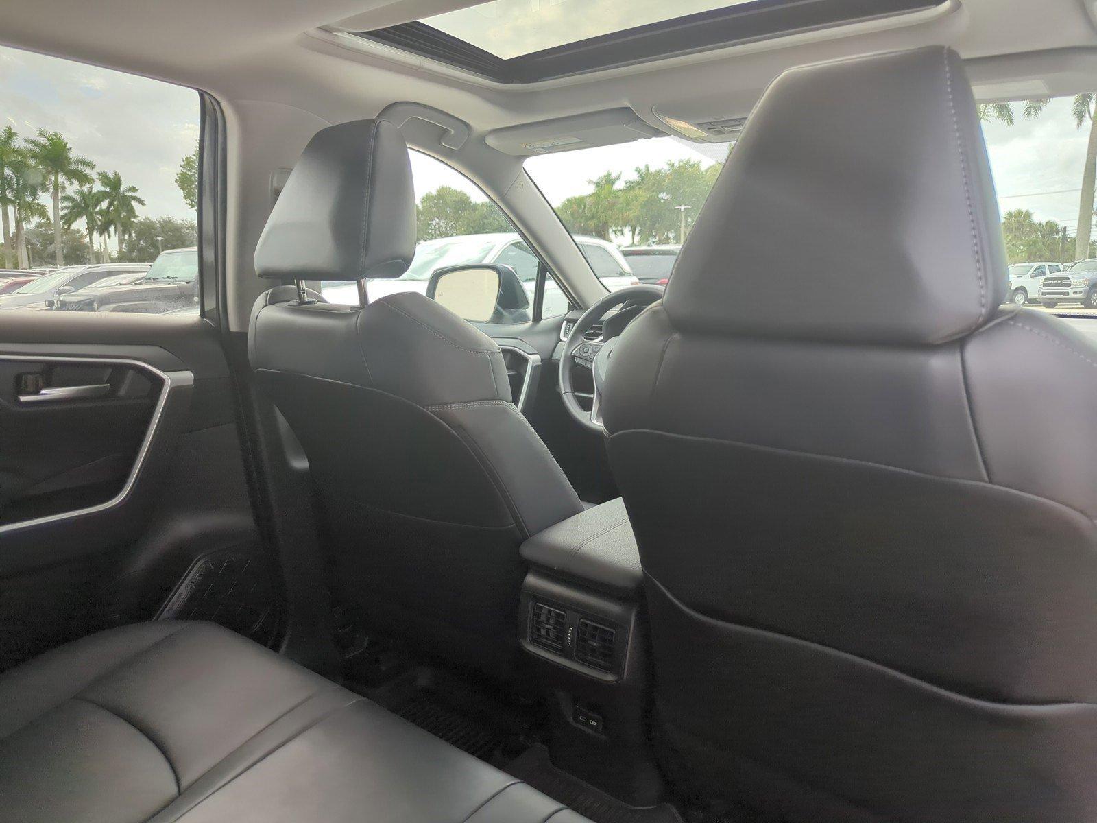 2022 Toyota RAV4 Vehicle Photo in Pembroke Pines, FL 33027