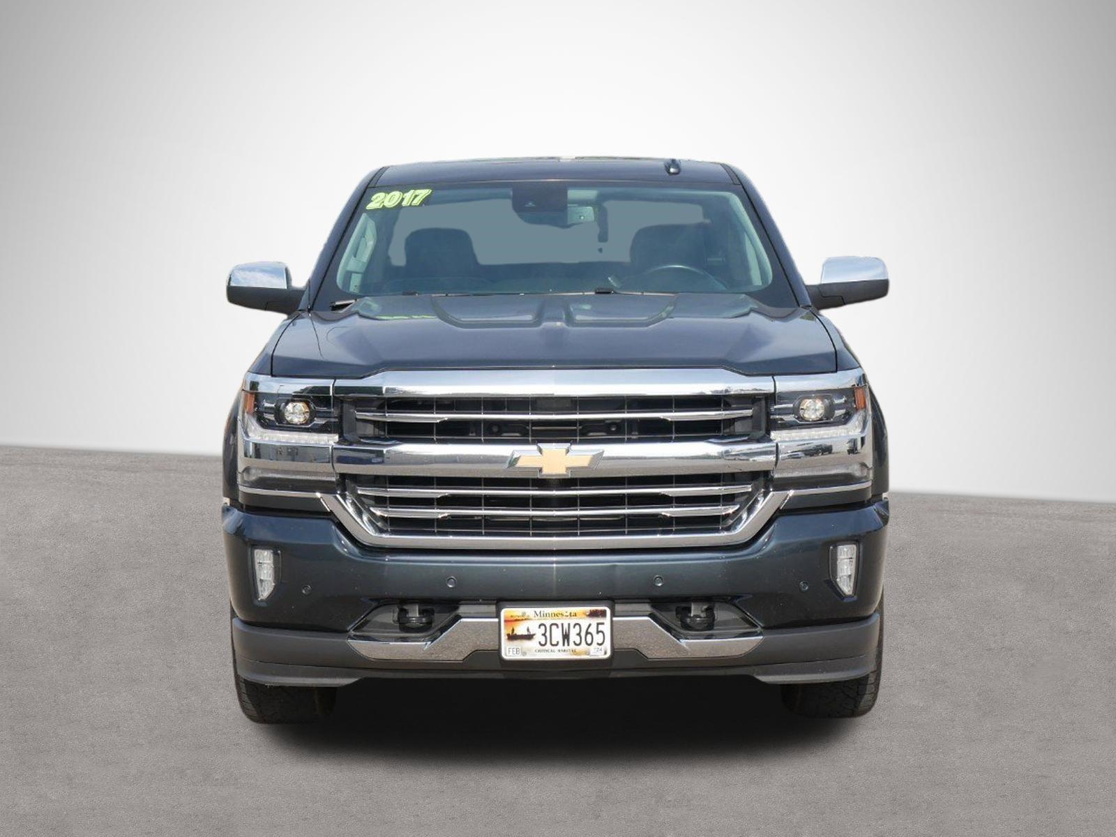 2017 Chevrolet Silverado 1500 Vehicle Photo in STEWARTVILLE, MN 55976-1393