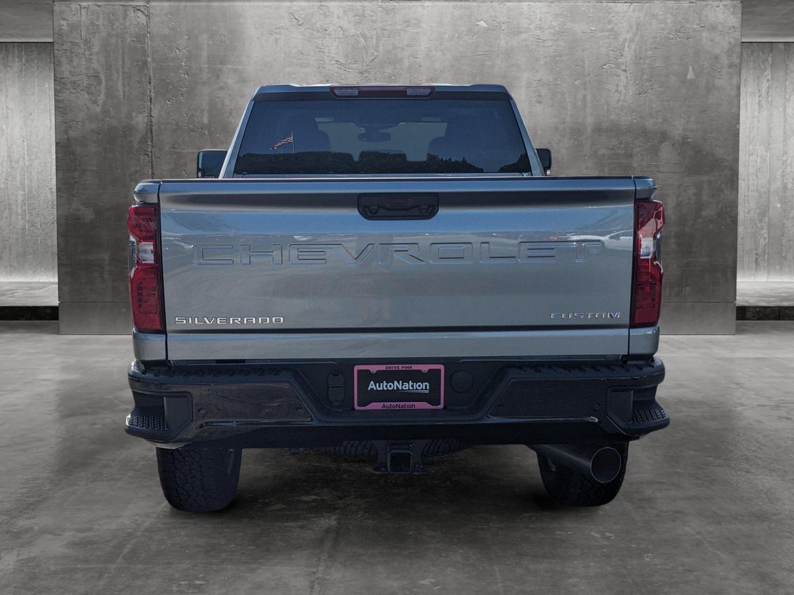 2024 Chevrolet Silverado 2500 HD Vehicle Photo in GREENACRES, FL 33463-3207