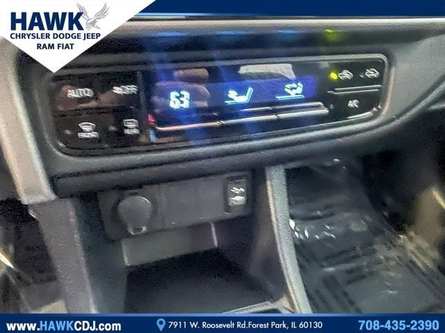 2018 Toyota Corolla Vehicle Photo in Plainfield, IL 60586