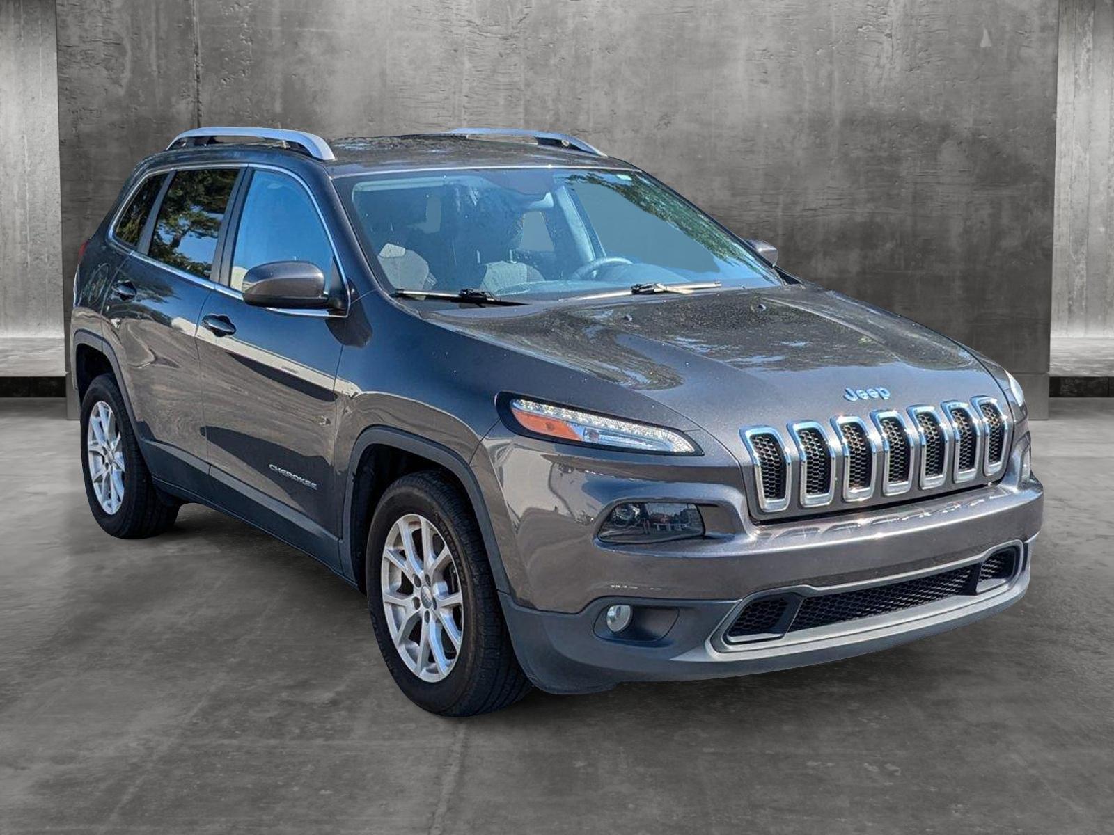 2017 Jeep Cherokee Vehicle Photo in Panama City, FL 32401