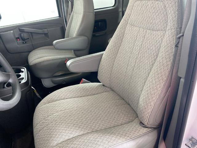 2024 Chevrolet Express Passenger 3500 Vehicle Photo in ALLIANCE, OH 44601-4622