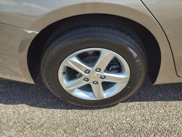 2022 Chevrolet Malibu Vehicle Photo in NEDERLAND, TX 77627-8017