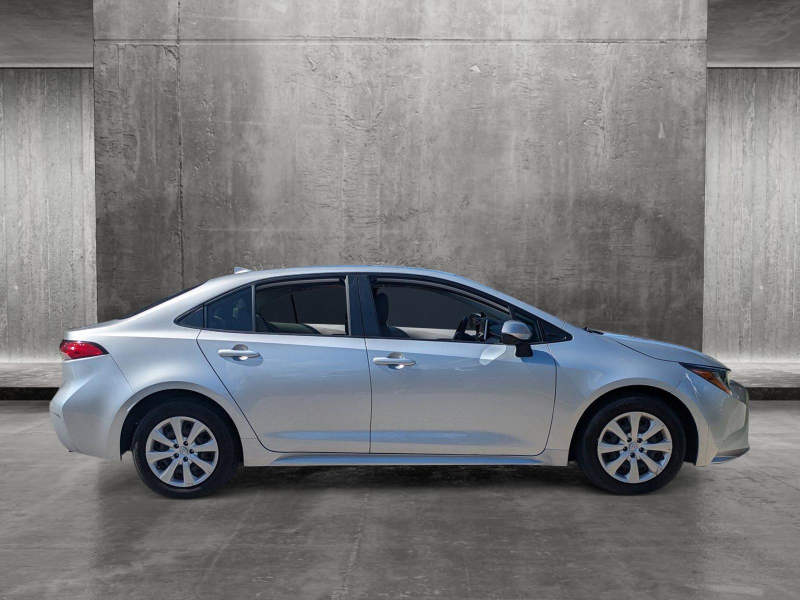 2021 Toyota Corolla Vehicle Photo in Sarasota, FL 34231