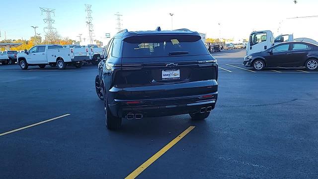 2024 Chevrolet Traverse Vehicle Photo in JOLIET, IL 60435-8135