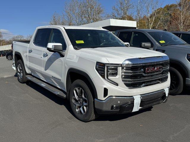 2025 GMC Sierra 1500 Vehicle Photo in LEOMINSTER, MA 01453-2952