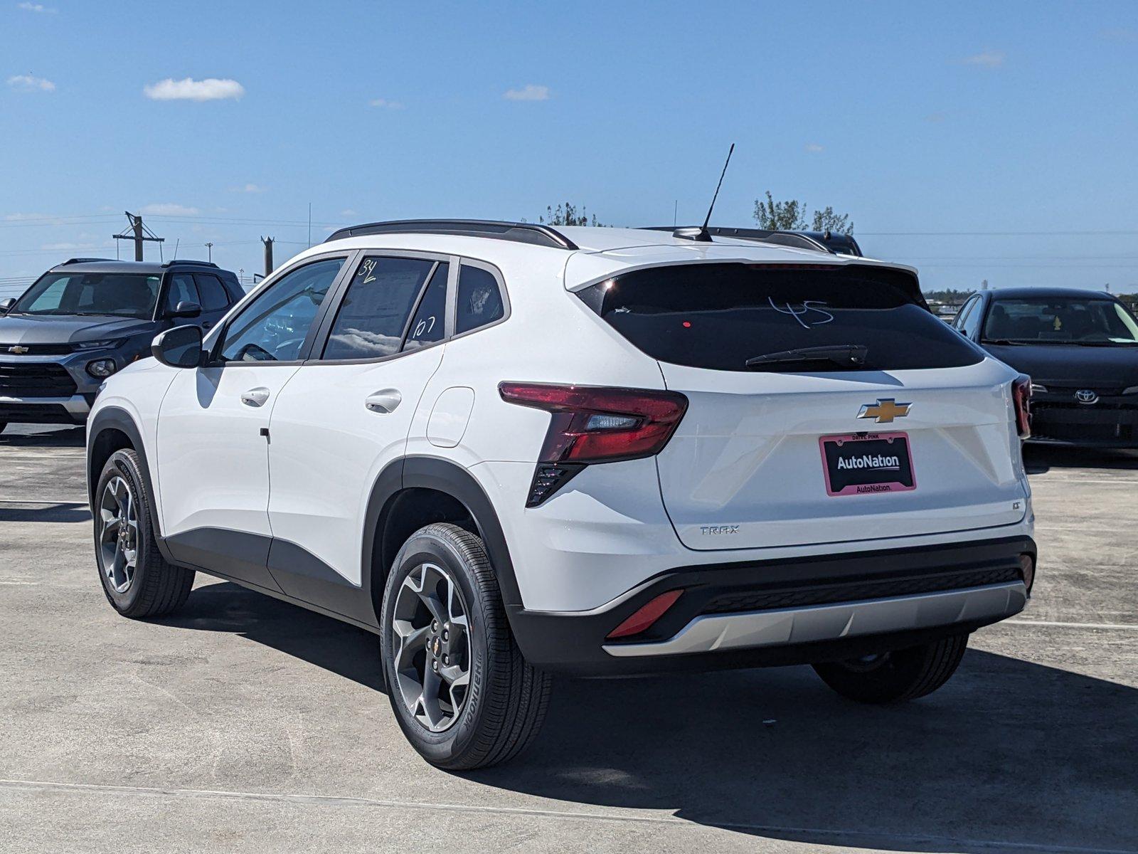 2025 Chevrolet Trax Vehicle Photo in MIAMI, FL 33172-3015