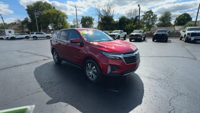 Used 2022 Chevrolet Equinox LT with VIN 3GNAXUEV5NS176044 for sale in Eaton, OH