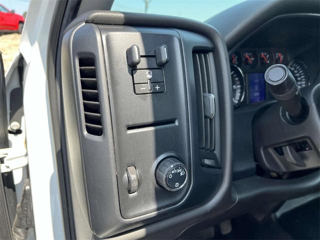 2019 Chevrolet Silverado 1500 LD Vehicle Photo in ALCOA, TN 37701-3235