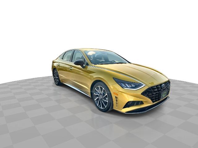 2020 Hyundai Sonata Vehicle Photo in WILLIAMSVILLE, NY 14221-2883