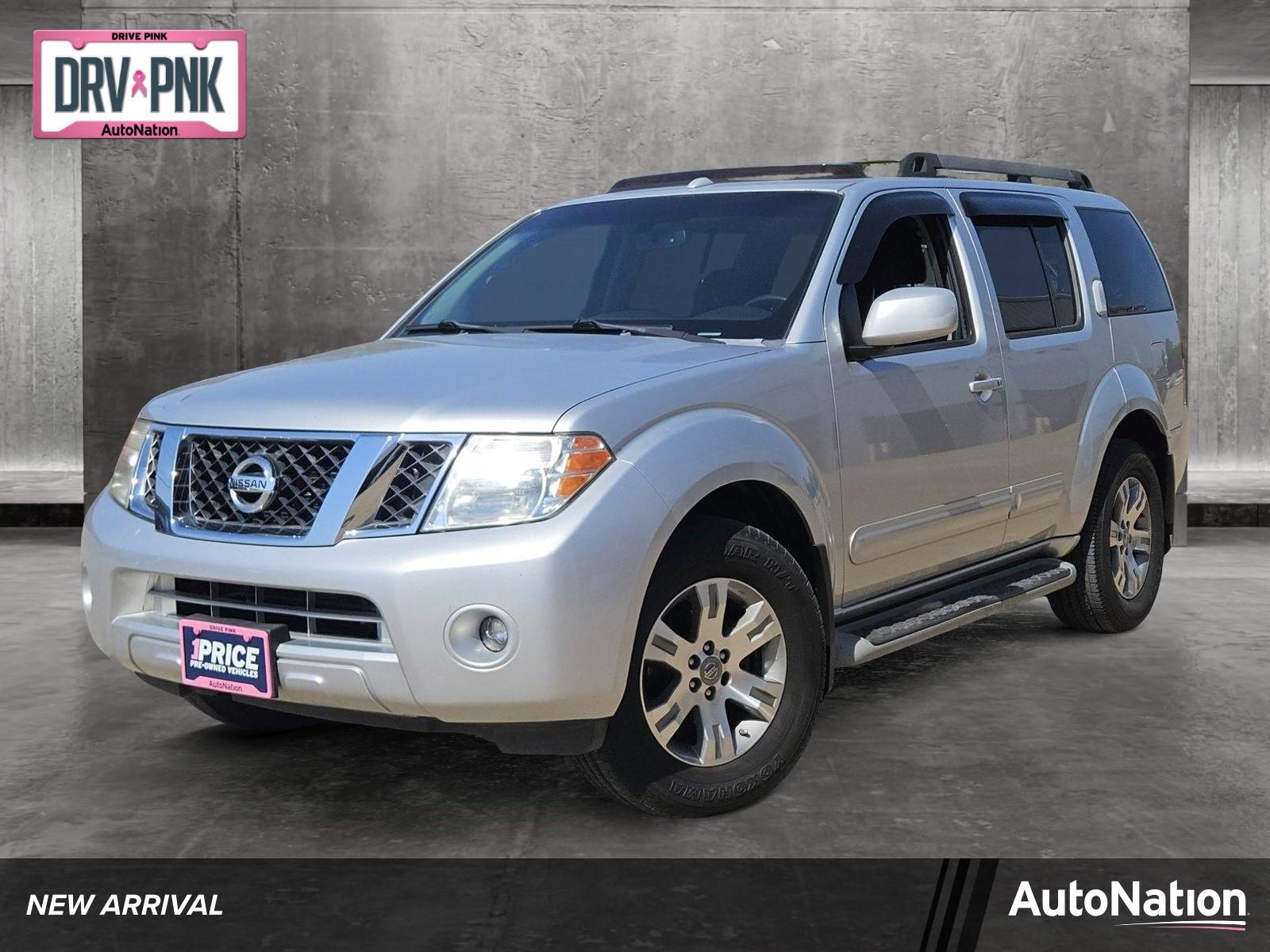 2009 Nissan Pathfinder Vehicle Photo in NORTH RICHLAND HILLS, TX 76180-7199