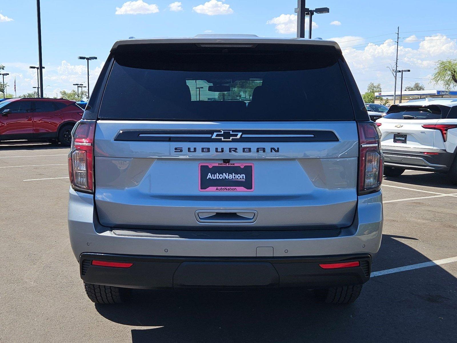 2024 Chevrolet Suburban Vehicle Photo in MESA, AZ 85206-4395