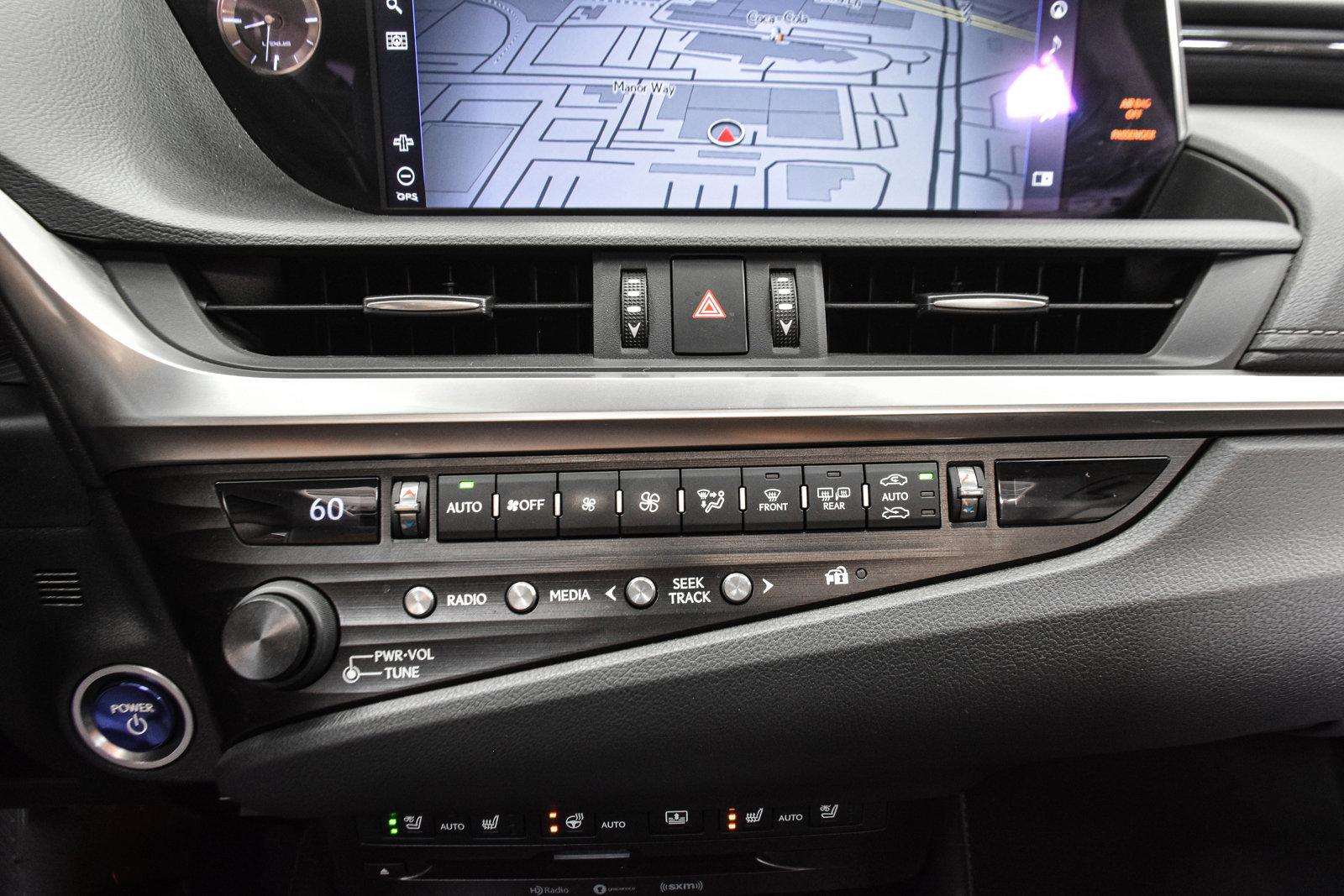 2020 Lexus ES 300h Vehicle Photo in DALLAS, TX 75235