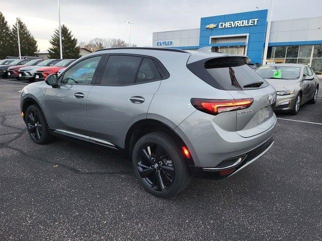 2023 Buick Envision Vehicle Photo in SAUK CITY, WI 53583-1301