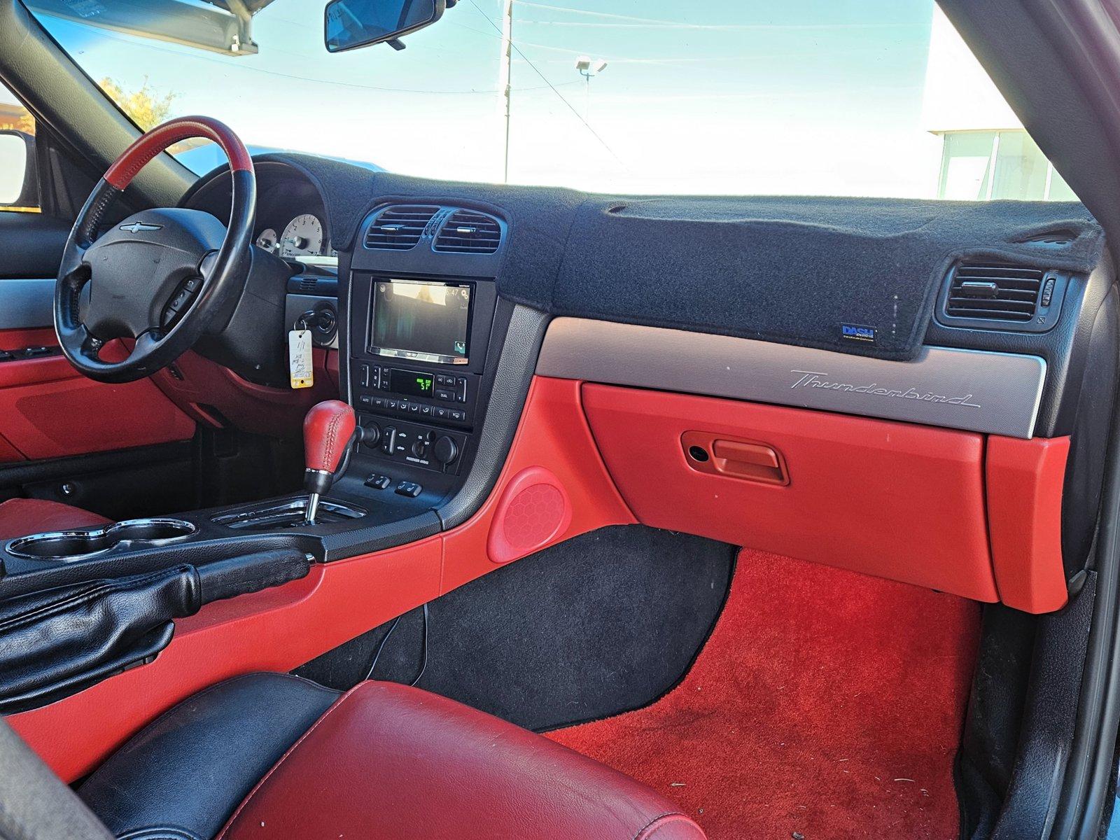 2005 Ford Thunderbird Vehicle Photo in AMARILLO, TX 79106-1809