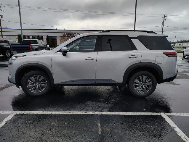 2023 Nissan Pathfinder Vehicle Photo in GREEN BAY, WI 54304-5303