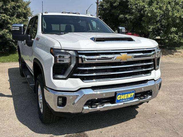 2024 Chevrolet Silverado 2500 HD Vehicle Photo in GREELEY, CO 80634-4125