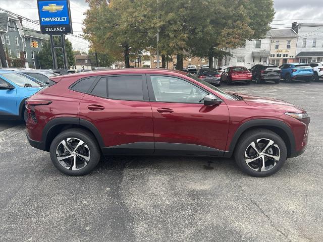 2025 Chevrolet Trax Vehicle Photo in INDIANA, PA 15701-1897