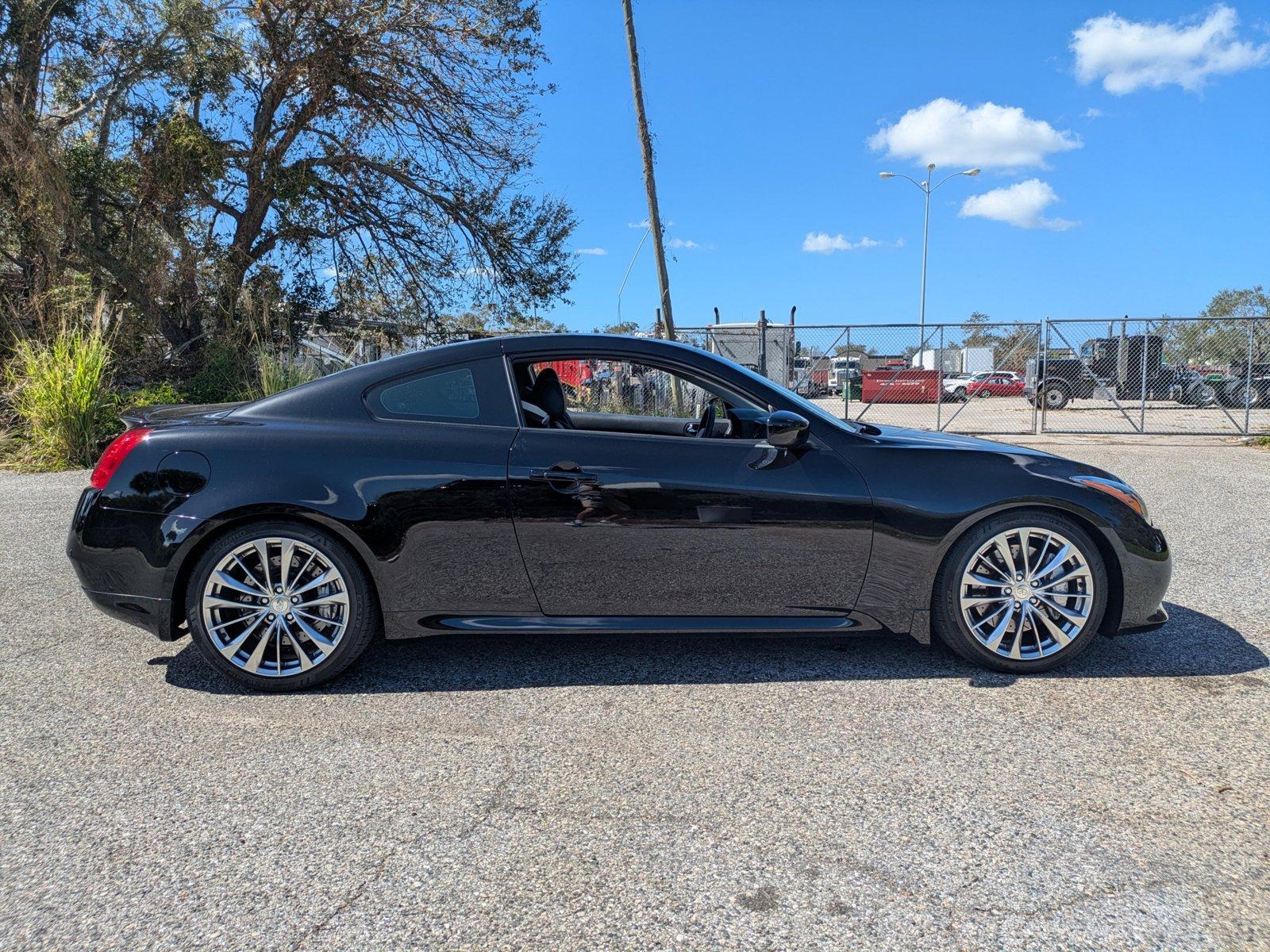 2013 INFINITI G37 Coupe Vehicle Photo in Sarasota, FL 34231