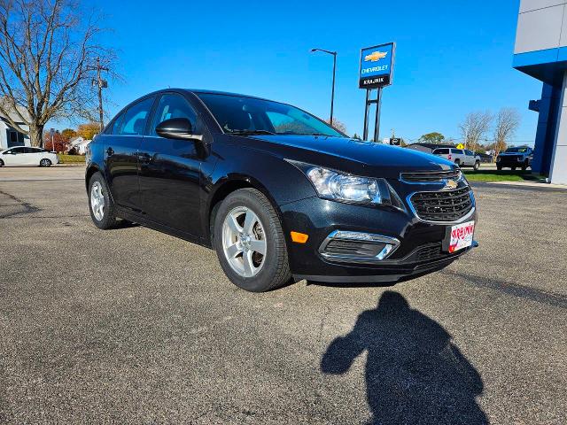 2015 Chevrolet Cruze Vehicle Photo in TWO RIVERS, WI 54241-1823