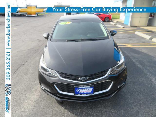 Used 2018 Chevrolet Cruze LT with VIN 1G1BE5SMXJ7195694 for sale in Lexington, IL