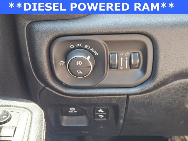 2021 Ram 1500 Vehicle Photo in LAWTON, OK 73505-3401