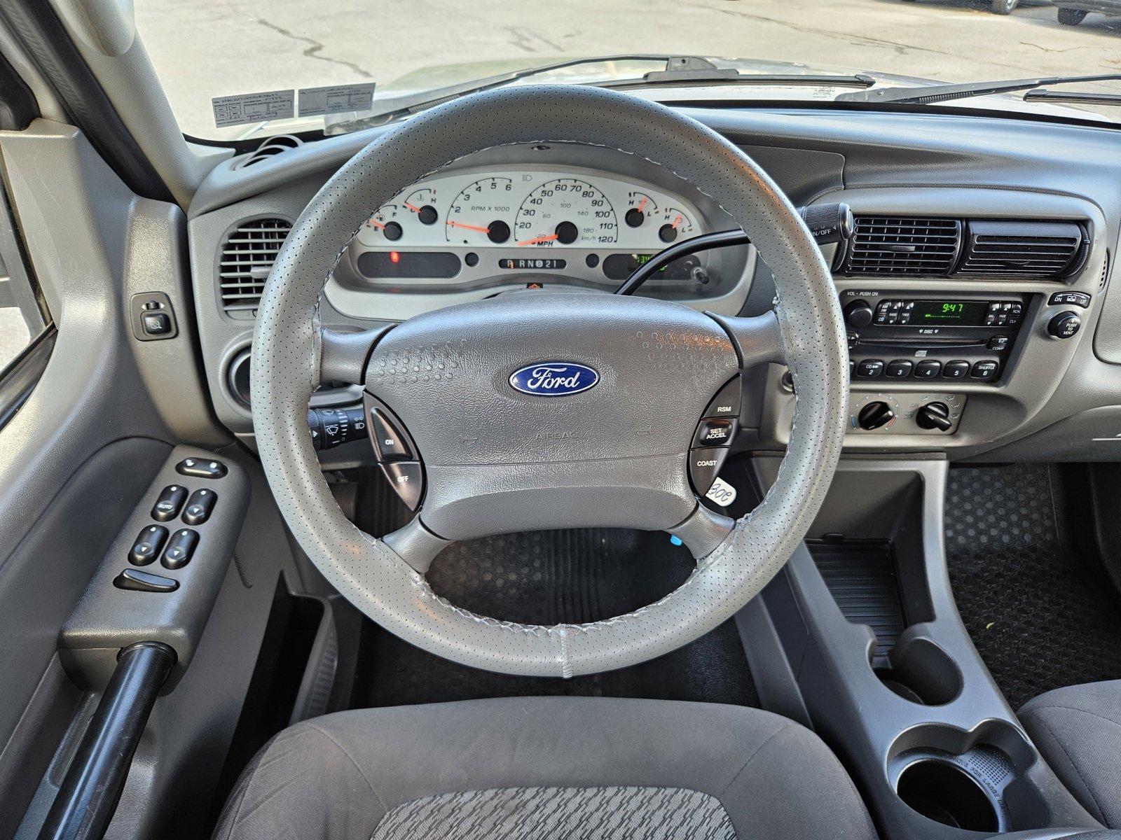 2004 Ford Explorer Sport Trac Vehicle Photo in Harrisburg, PA 17111