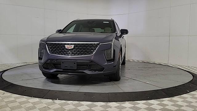 2024 Cadillac XT4 Vehicle Photo in JOLIET, IL 60435-8135