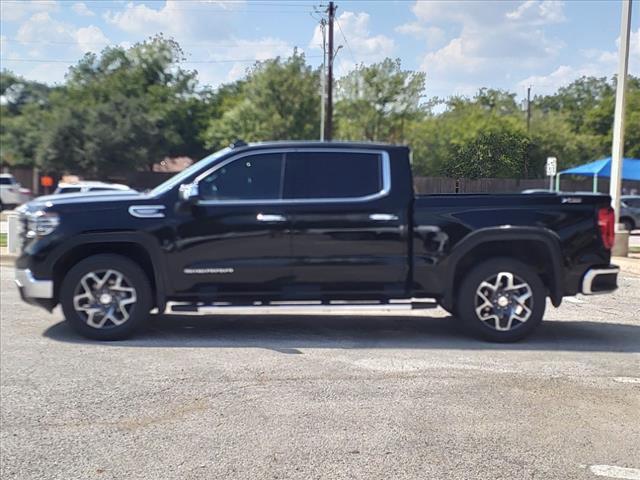 2023 GMC Sierra 1500 Vehicle Photo in DENTON, TX 76210-9321