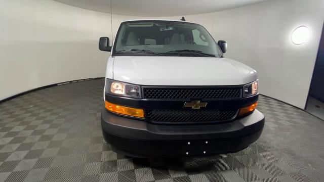 2024 Chevrolet Express Passenger 3500 Vehicle Photo in ALLIANCE, OH 44601-4622