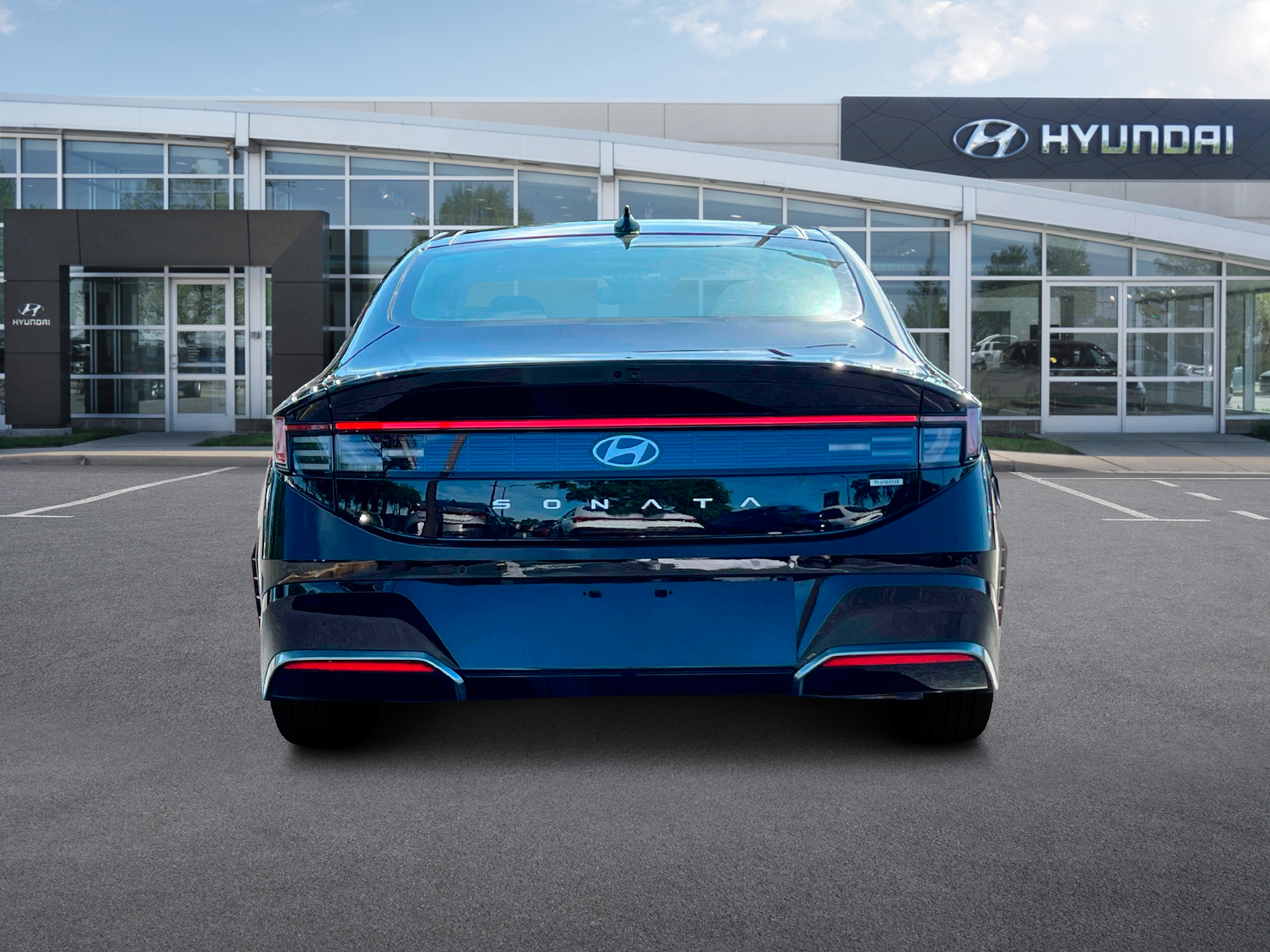 2025 Hyundai SONATA Hybrid Vehicle Photo in Harrisburg, PA 17111