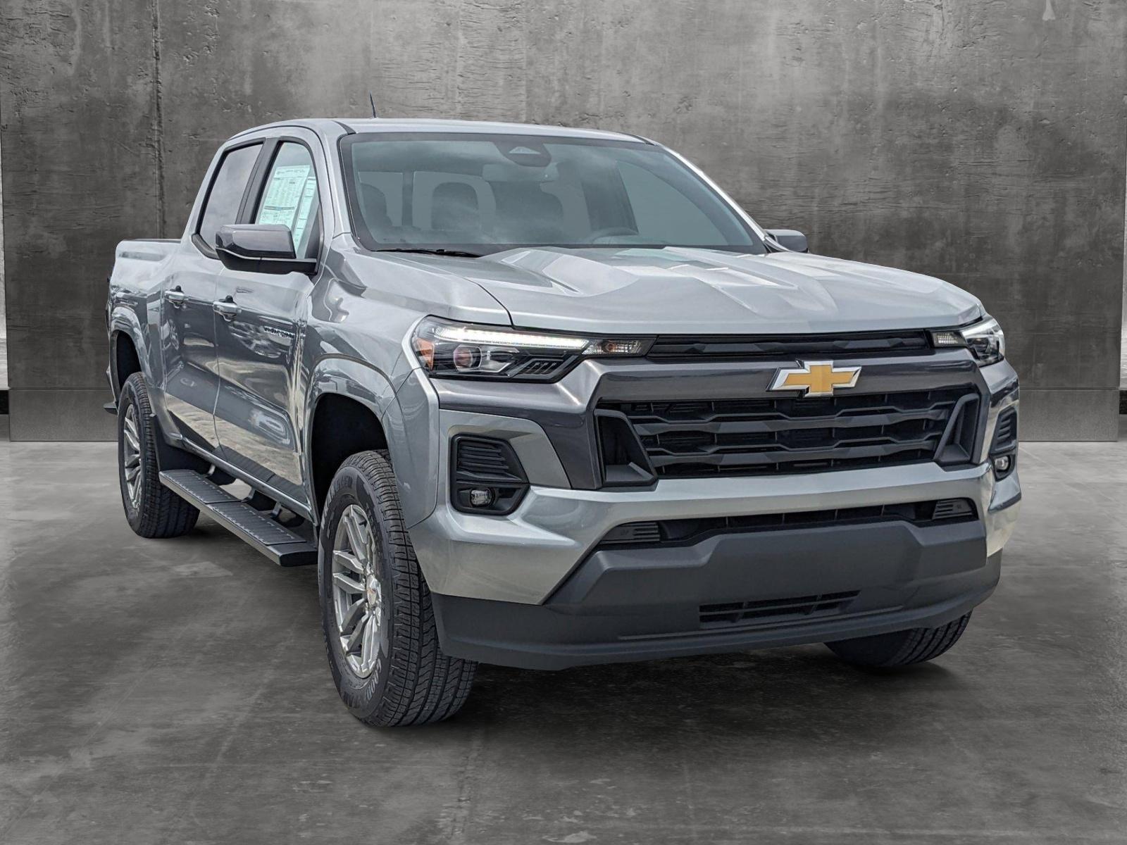 2024 Chevrolet Colorado Vehicle Photo in MIAMI, FL 33172-3015