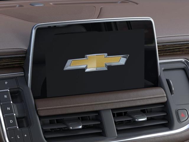 2024 Chevrolet Suburban Vehicle Photo in MASSENA, NY 13662-2255