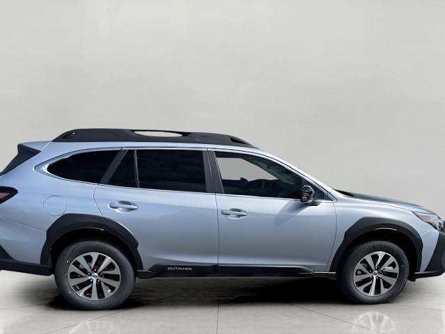 2025 Subaru Outback Vehicle Photo in Green Bay, WI 54304