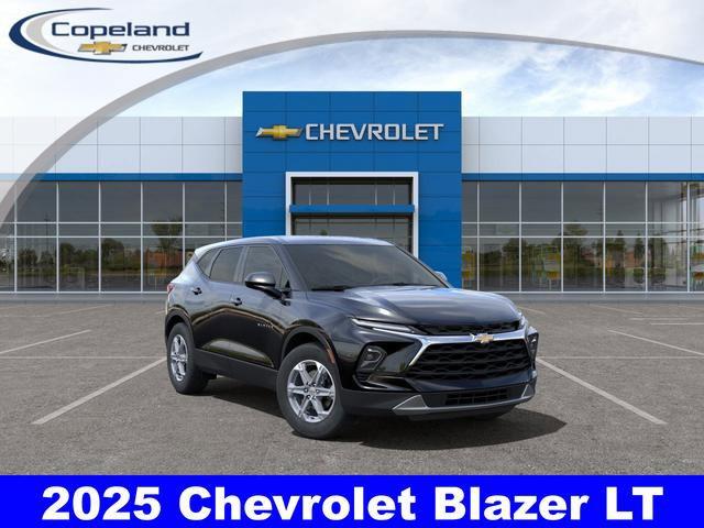 2025 Chevrolet Blazer Vehicle Photo in BROCKTON, MA 02301-7113