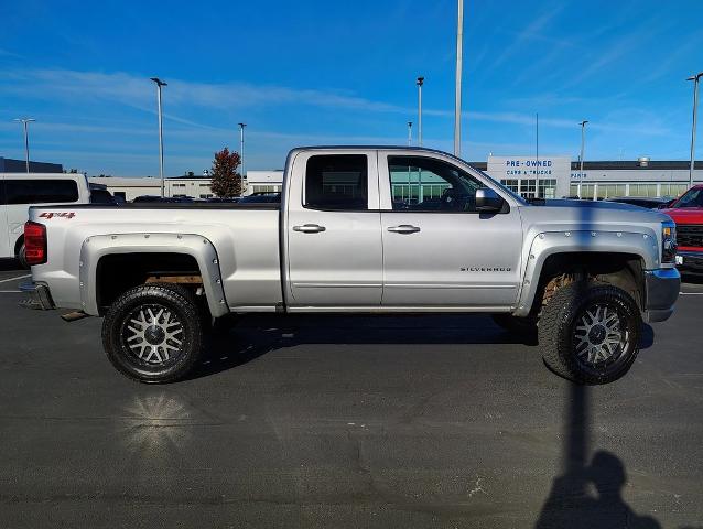 2019 Chevrolet Silverado 1500 LD Vehicle Photo in GREEN BAY, WI 54304-5303