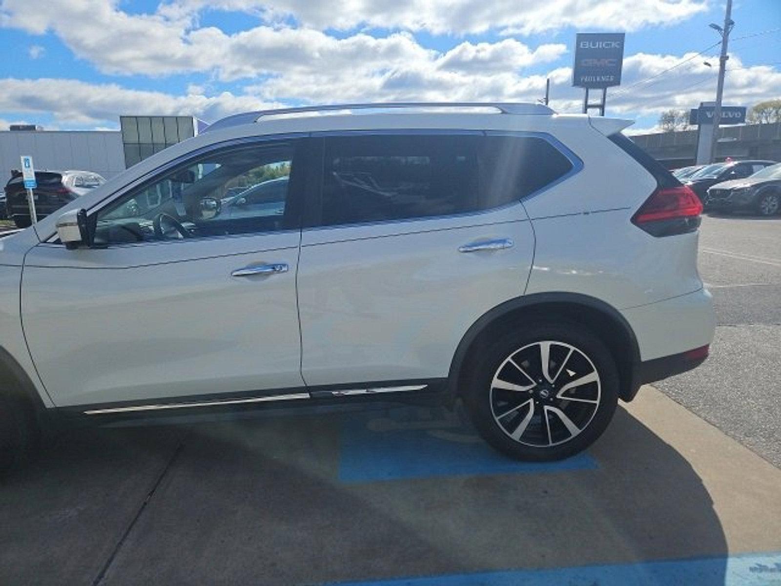 2017 Nissan Rogue Vehicle Photo in Trevose, PA 19053