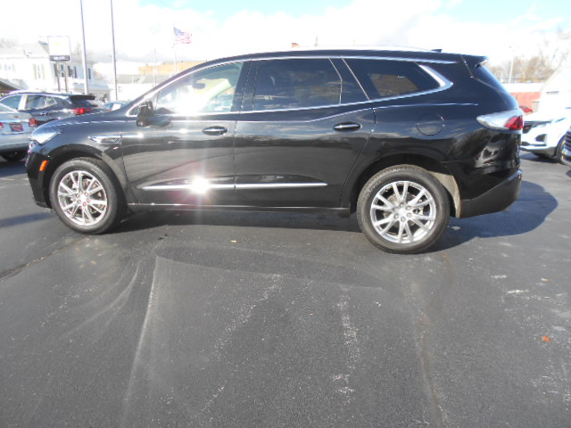 Used 2022 Buick Enclave Premium with VIN 5GAERCKW2NJ176310 for sale in North Baltimore, OH