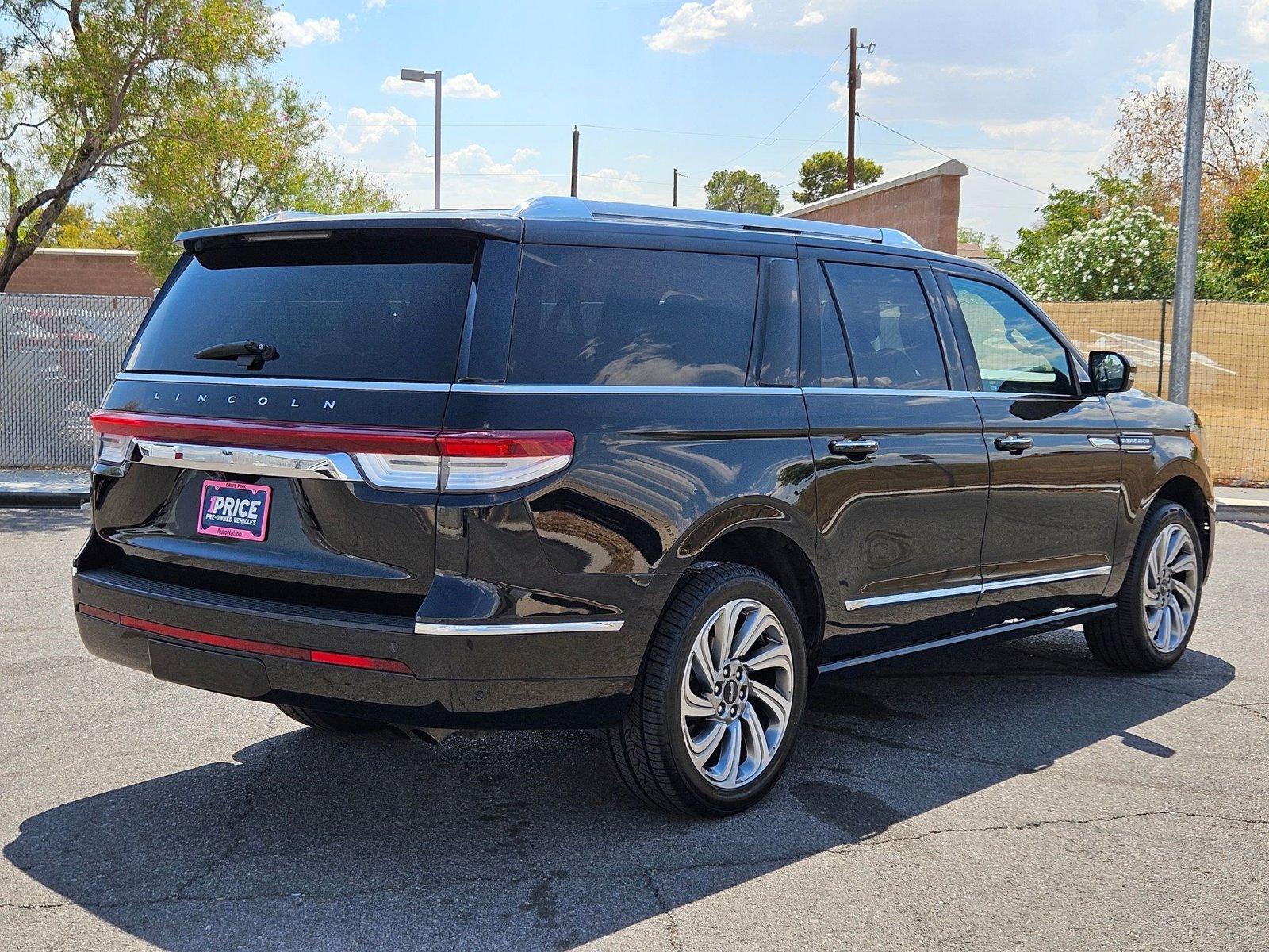 2022 Lincoln Navigator L Vehicle Photo in Henderson, NV 89014