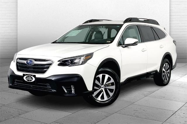 2022 Subaru Outback Vehicle Photo in Lees Summit, MO 64086