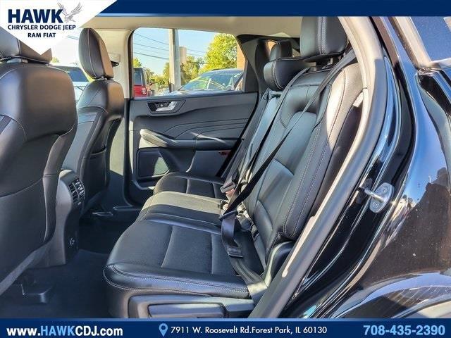 2022 Ford Escape Vehicle Photo in Saint Charles, IL 60174