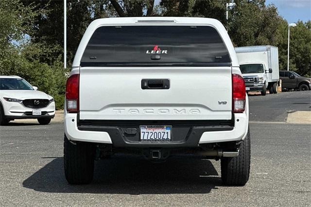 2017 Toyota Tacoma Vehicle Photo in ELK GROVE, CA 95757-8703