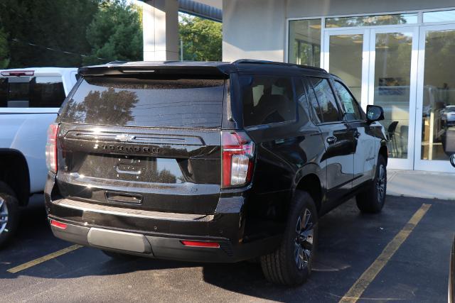 2024 Chevrolet Suburban Vehicle Photo in MONTICELLO, NY 12701-3853