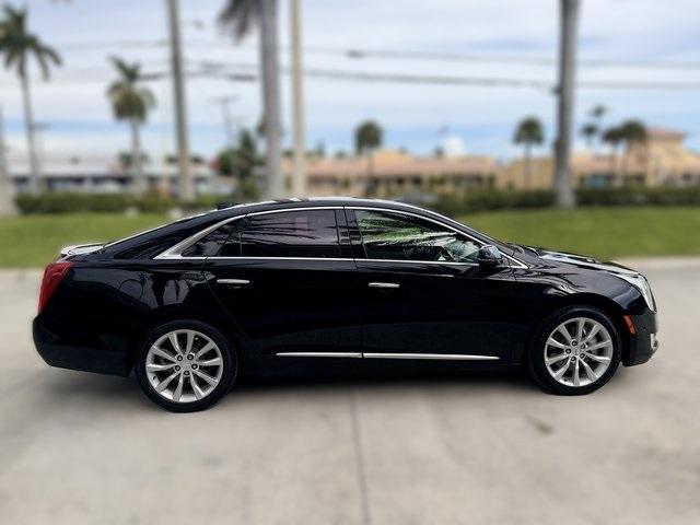 2017 Cadillac XTS Vehicle Photo in DELRAY BEACH, FL 33483-3294