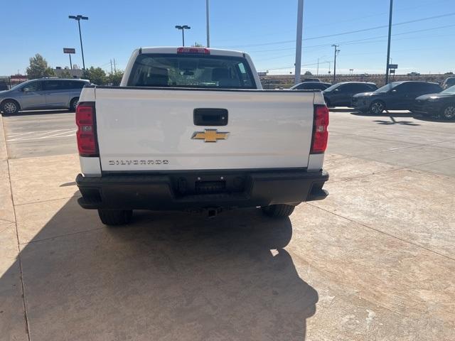 2018 Chevrolet Silverado 1500 Vehicle Photo in Winslow, AZ 86047-2439