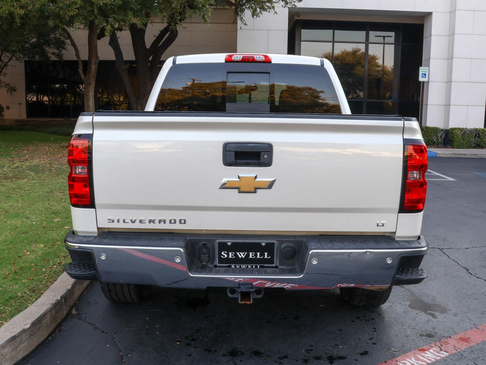 2015 Chevrolet Silverado 1500 Vehicle Photo in DALLAS, TX 75209-3095